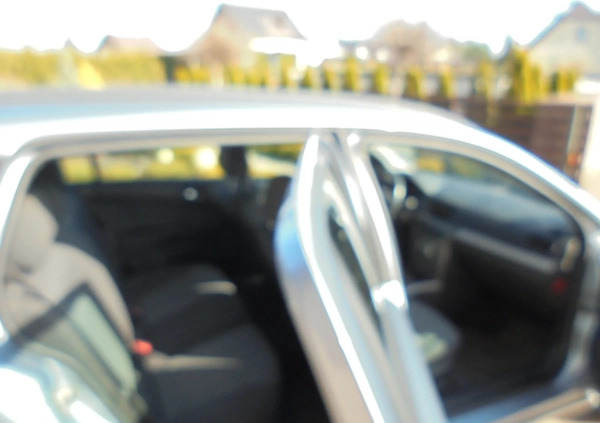Opel Astra cena 8700 przebieg: 259000, rok produkcji 2007 z Mogilno małe 277
